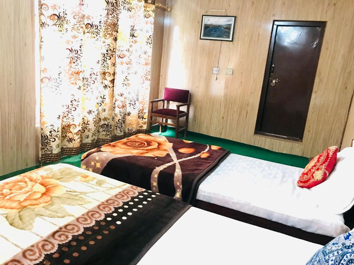 Skardu Lodge エクステリア 写真