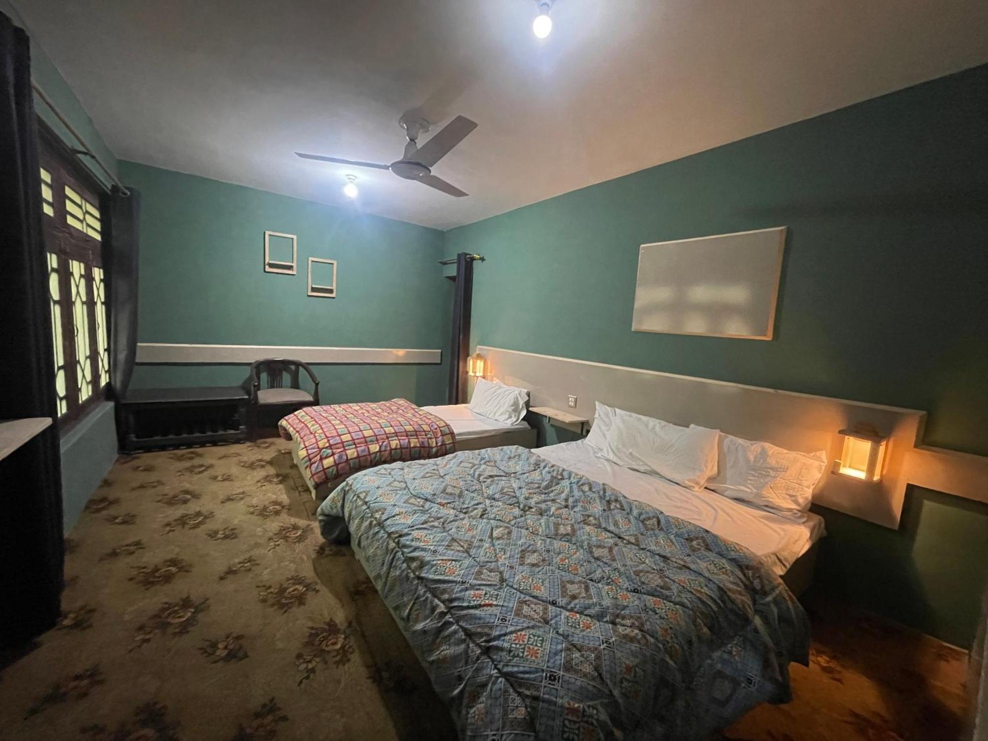 Skardu Lodge エクステリア 写真